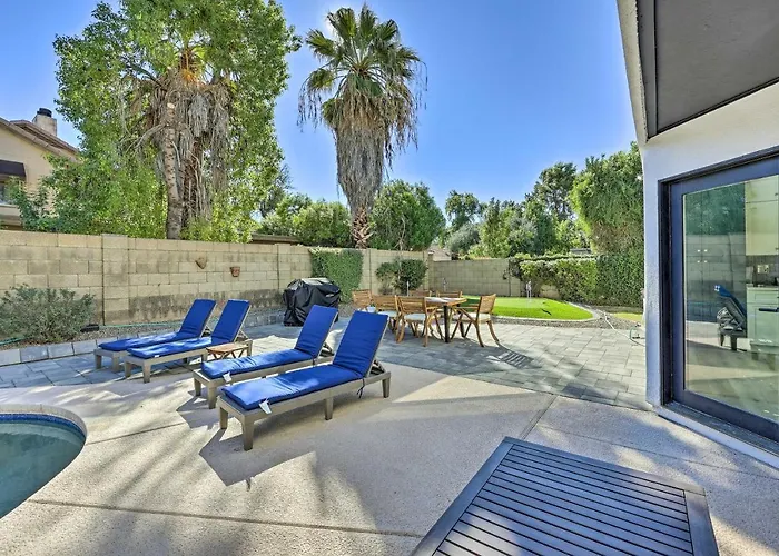 Putting Green, Game Room, Pool! Oasis Ferienhaus Scottsdale